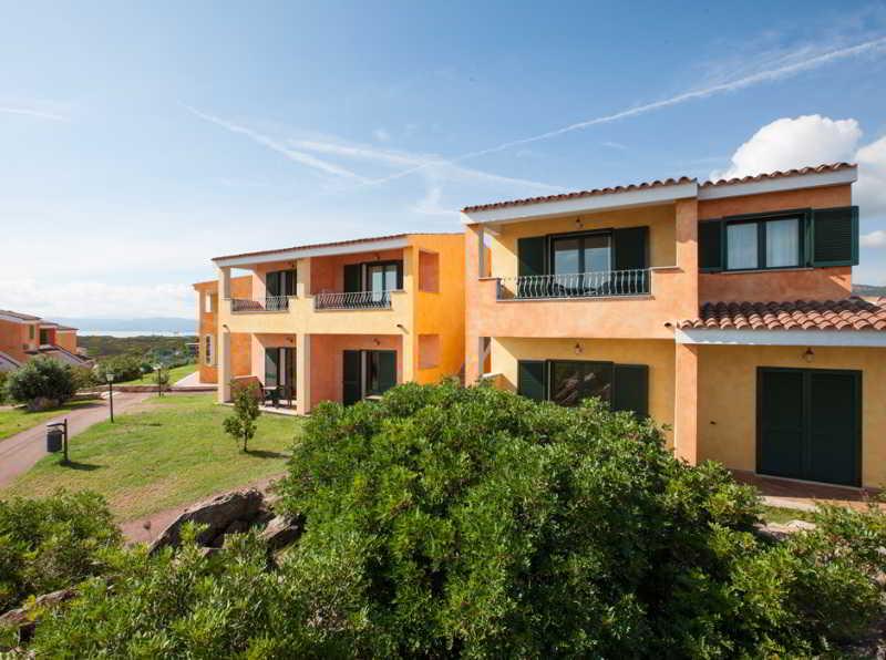 Club Hotel Baia Aranzos Golfo Aranci Eksteriør billede
